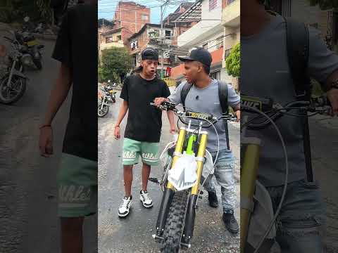 Esa moto es mía 🤣🤣
