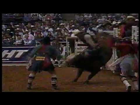 Tuff Hedeman vs Freakout - 97 PBR Odessa (84.5 pts)