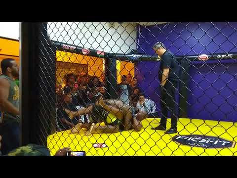 Romildo Monstrão vs André Monstro