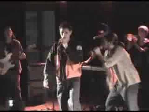 Banda URUSAI  -  Herói