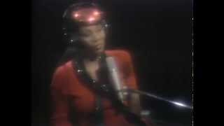 Donna Summer - &quot;The Wanderer&quot;