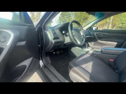 2017 Nissan Altima 4dr Sdn I4 CVT 2.5 in Black for sale at Orr Motors in Stittsville, ON
