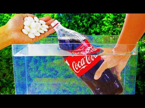MENTOS VS COCA COLA UNDERWATER
