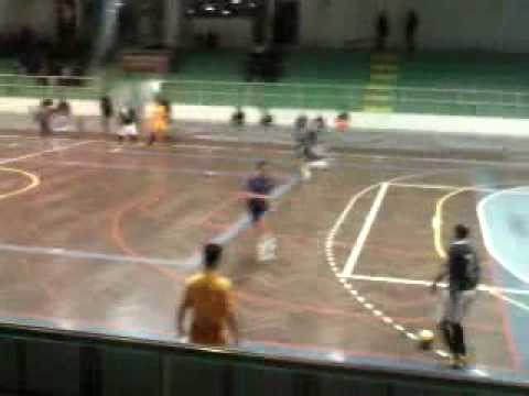 ADC.BAIRROS vs ISPAB golo de André Preto.3gp