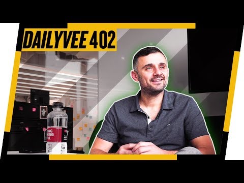 &#x202a;Why My Personal Brand Is Successful | DailyVee 402&#x202c;&rlm;