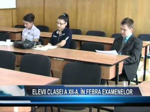 ELEVII CLASEI A XII A, ÎN FEBRA EXAMENELOR