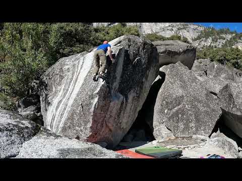 Yosemite Bouldering: Camp 4, 5.10 Finger Crack Boulder, Bivy Arete (V1)