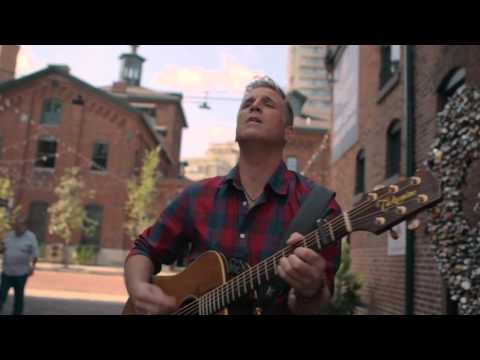 Séan McCann Sings "This Life Is An Ocean Of Love"