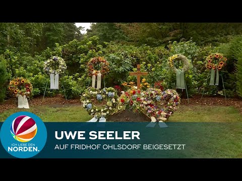 Fußball-Legende Uwe Seeler auf Hamburger Friedhof beigesetzt