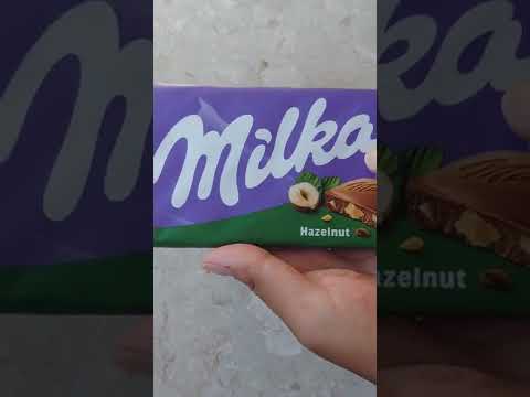 🍫UNWRAPPING MILKA HAZELNUT CHOCOLATE🍫 #milka #chocolate #satisfying #unwrapping #asmr #shorts