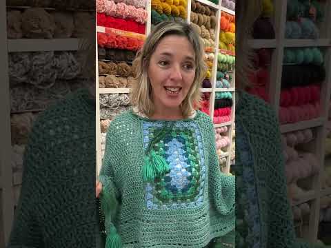 PONCHO CON MERINO SEDIFICADA 🧶 Colores de temporada sólo en Moussa Lanas 🧡