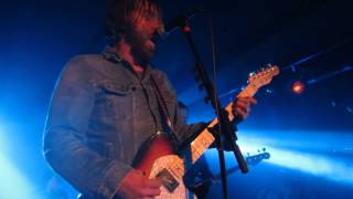 Five, Eight and Ten &amp; Gloria. Mineral live in Mezzago, Bloom.