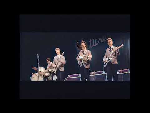The Ventures - Walk Don't Run - Tokyo 1966 - IN COLOR