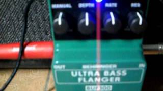 Video thumbnail for Behringer BUF300 Ultra Bass Flanger Review.AVI by Eranaor