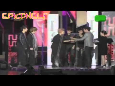 [ENG SUB] 101209 SHINee Win Ceci Popularity @ 25th Golden Disk Award