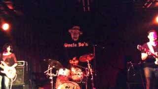 Don't Want No Women- Trampled Under Foot @ Uncle Bo's in Topeka, Ks on 08/29/2013