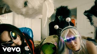 Louisa Stancioff – “Gold”