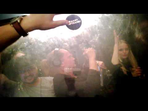 TooManyLeftHands - Sommer Every Teardrop Is a Waterfall @SimonsCopenhagen #ONELASTDANCE