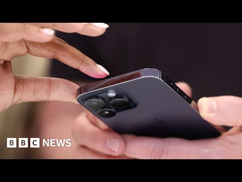 Review: Apple’s iPhone 14 Pro hits the shelves - BBC News