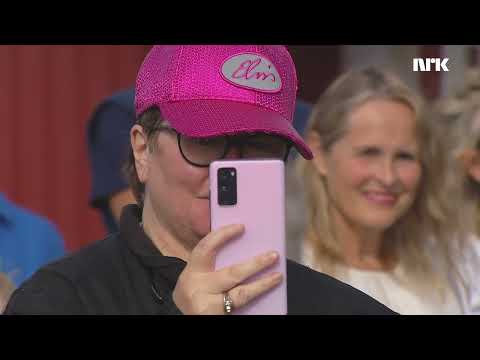 Monicas vals framført av Marian og Snorre.