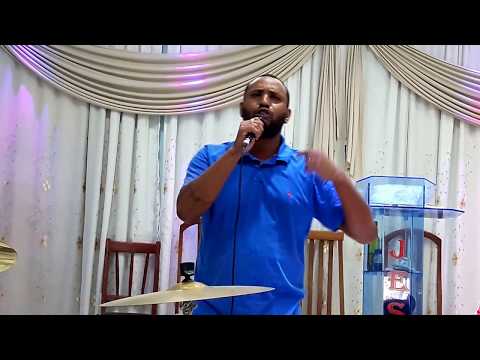 PONHA A TUA BOCA NO PÓ ,TALVEZ ASSIM HAJA ESPERANÇA PARA TI