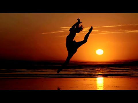 Dani J - Niña Piensa En Ti (VideoLyric Oficial)