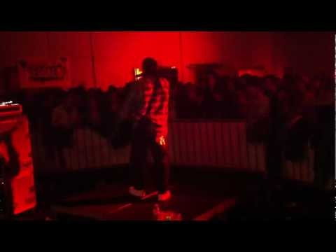 blackboard jungle & tenna star red stripe reggaebus night