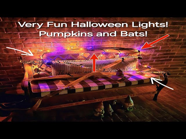 Vídeo relacionado con Sprinlot Decoración de Halloween para Ventanas, 3 luces LED con Ventosa para Halloween, Luces de Calabaza Naranja, Araña Verde y Sombrero de Bruja Morado para Decorar Ventanas