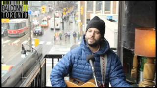 CHRIS VELAN - THERE GOES SARA (BalconyTV)
