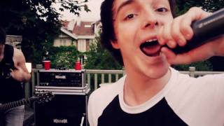 Chunk! No, captain Chunk! - In Friends We Trust