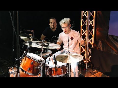 6 WAYS TO DEVELOP A WORSHIP DRUMMER