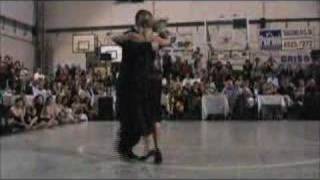 Javier Rodriguez & Andrea Missé: No Mientas