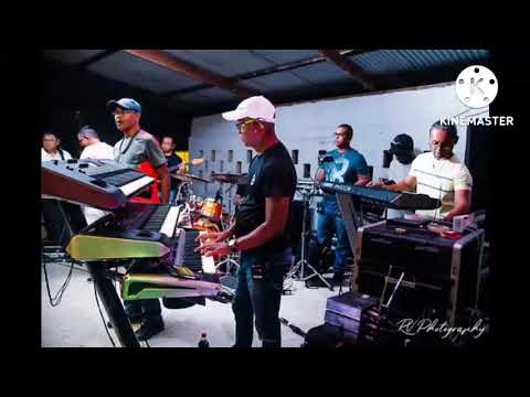 kasimex houseband with Juan merenque medley 2k19