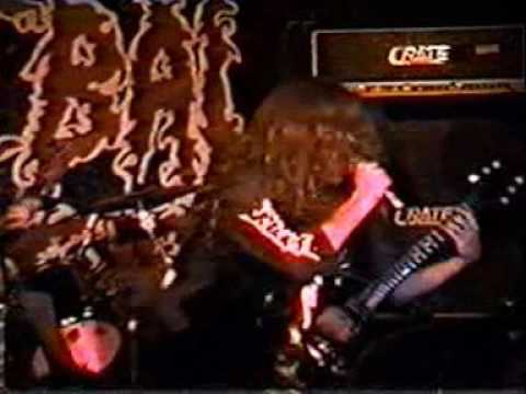 Cannibal Corpse en Columbia 1994