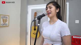 SELALU MENGALAH - SEVENTEEN (AKUSTIK COVER BY JULIA VIO)