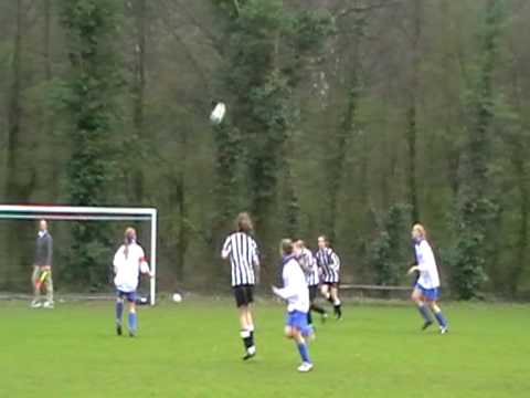 ddsv mc1 uit tegen zwaluwen nr.d 1van de twee doelpunten