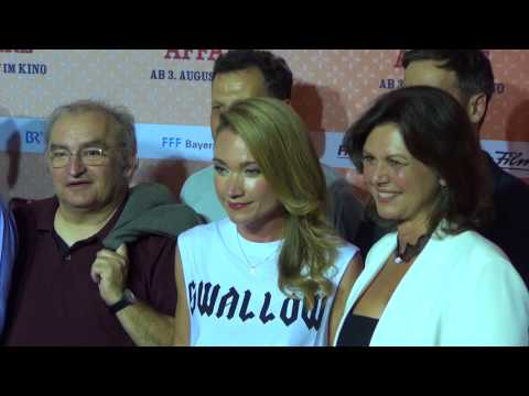 GRIESSNOCKERLAFFÄRE   Premiere   München am 01 08 2017 Teil II