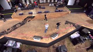 Concerto Primo Maggio 2012 SUD SOUND SYSTEM - Le Radici Ca Tieni