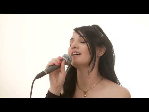 Maduk - Alone feat. Marianna Ray Acoustic Cover