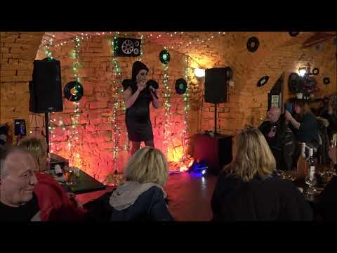 Lucie Bílá - Panis angelicus - travesti Divoké kočky - Hudební Club Pošta