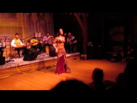 Ziva Emtiyaz improvisation to "Andah Aleh" - Arabic Concert at 2013 Middle Eastern Music Dance Camp