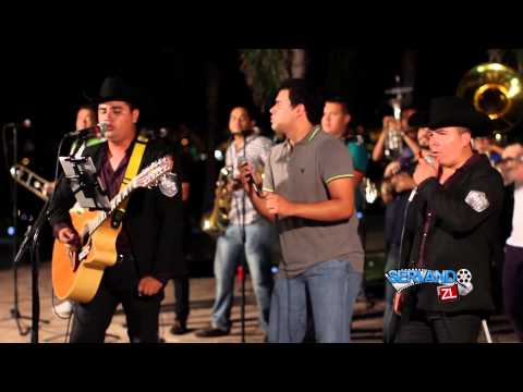 Los Hijos De Sinaloa Ft. Banda Renovacion - Con Porte Y Estilo (En Vivo 2015)