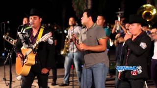 Los Hijos De Sinaloa Ft. Banda Renovacion - Con Porte Y Estilo (En Vivo 2015)