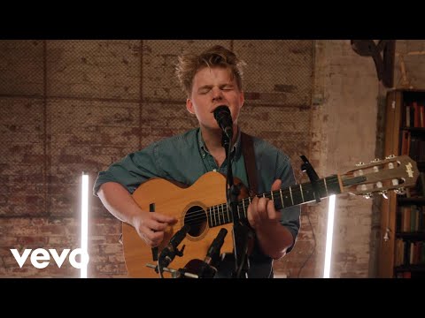 Fergus James - Saving Grace (Live)