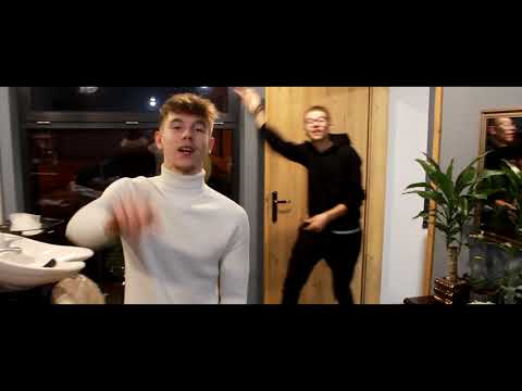 lvkaxz ft. chojnaś - UNIVERRRSUM