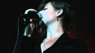 Warpaint - Set Your Arms Down [Live at The Cooler, Bristol,UK 27.10.2010]