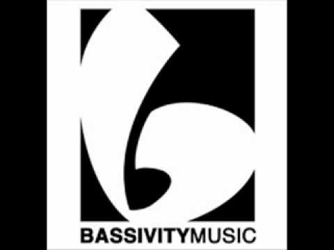 Marchelo, Edo Maajka, Timjah, Ajs Nigrutin -  Bassivity Sessions.wmv