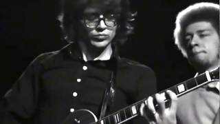LARRY CORYELL &amp; THE ELEVENTH HOUSE -''The Funky Waltz''Live in Novergian TV 1975