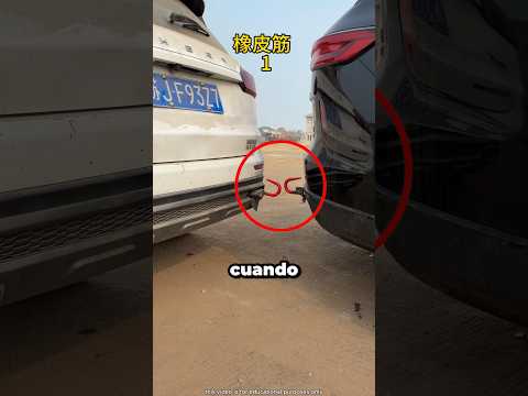 ¿Cuántas bandas elásticas necesitas para detener un coche por completo? 😮 #shorts
