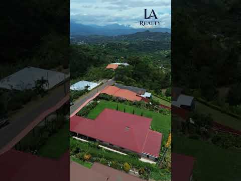 ¡Tu paraíso en Atenas te espera! Casa remodelada con 4,367 m² de terreno puro potencial